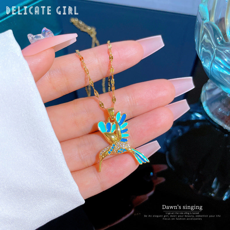 Collana Lussuosa Minimalista Fresca e Dolce in Acciaio al Titanio Geometrica con Pavé di Zirconi