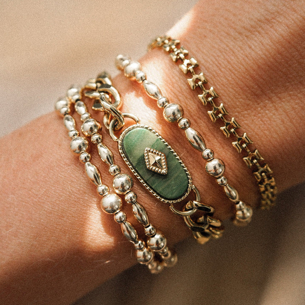 Bracciale Minimalista Geometrico in Acciaio al Titanio con Finitura Galvanica Stile Etnico Vintage Gioielli Artigianali per Uomo e Donna