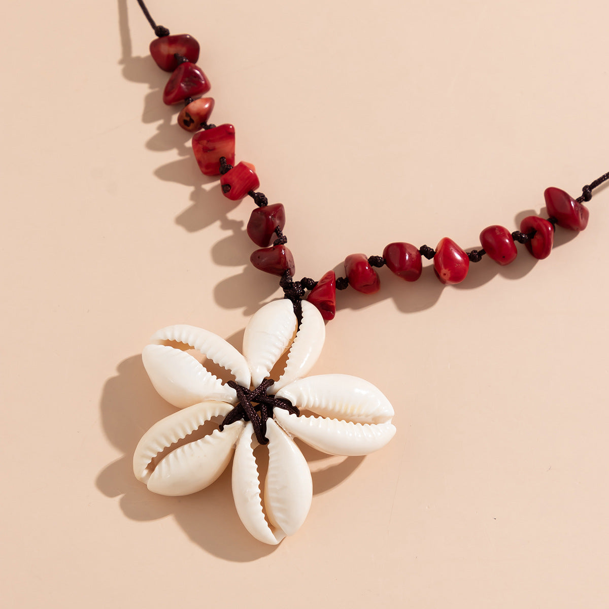 Vintage Bohemian Floral Imitation Pearl Shell Chip Handmade Necklace for Women