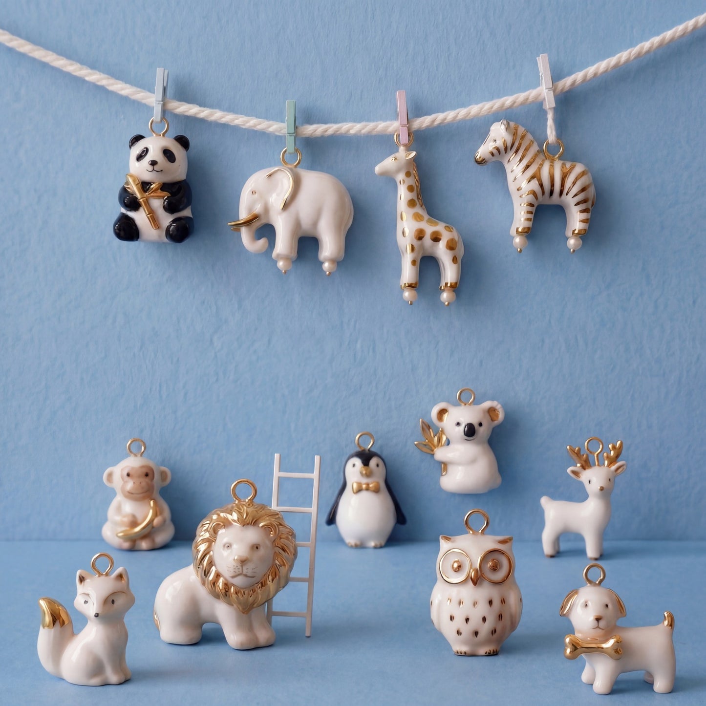 Ciondolo/Charm in ottone, placcato oro 14K, con animale e smalto a goccia, vintage