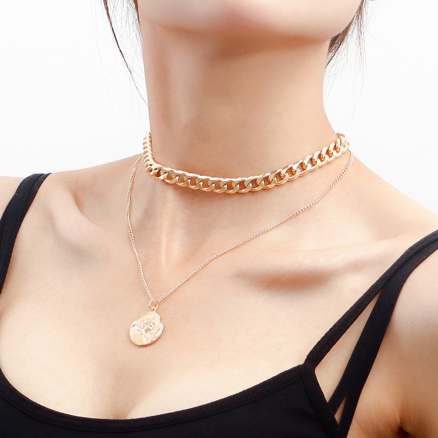 Vintage Double-Layer Geometric Alloy Pendant Necklace for Women with Electroplated Finish and Clavicle Chain Style