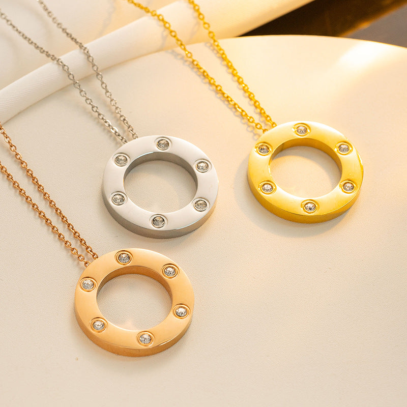 Collar con colgante geométrico redondo minimalista de acero de titanio para mujer con incrustaciones de diamantes de imitación, cadena de cuello en capas hipoalergénica y resistente a las serpientes