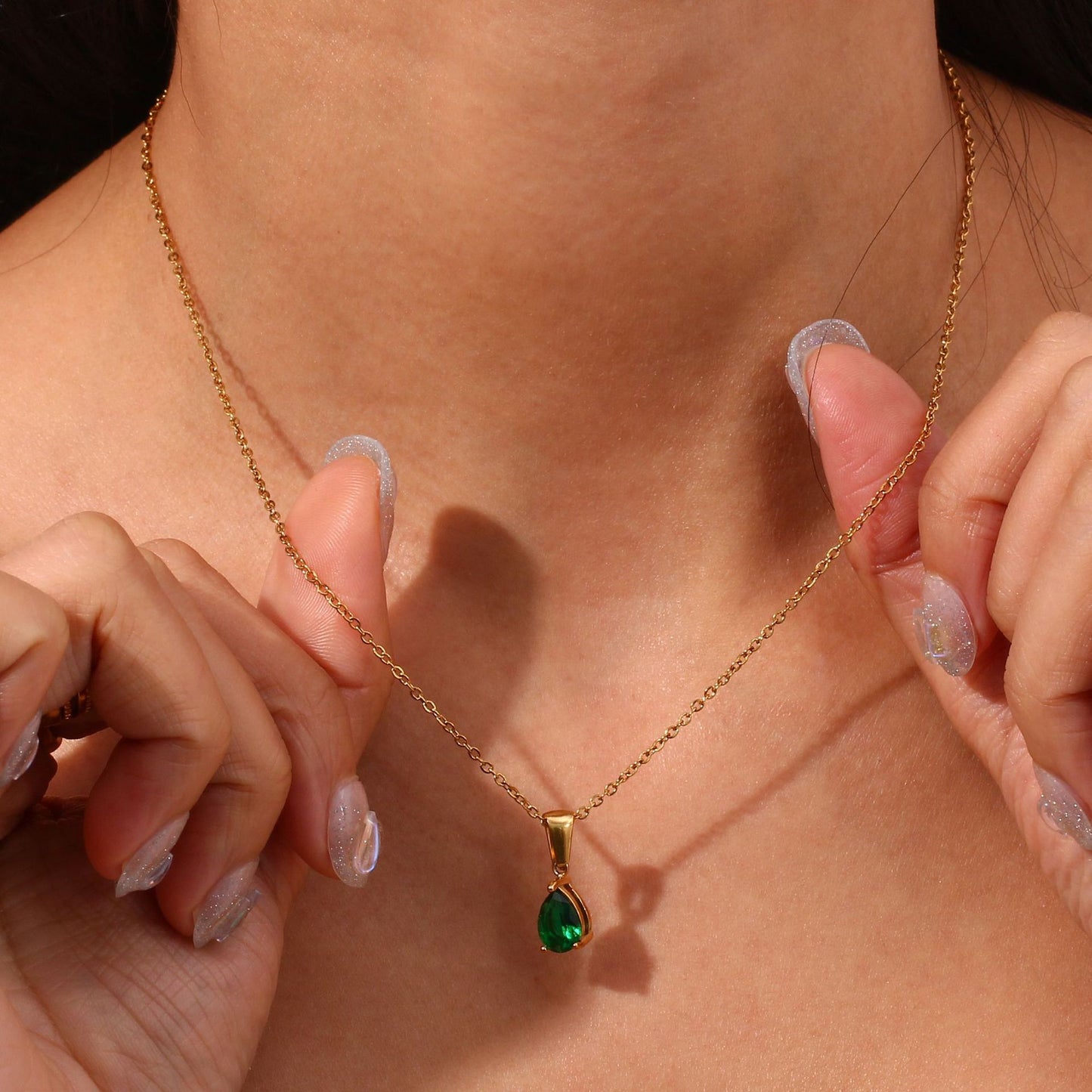 Minimalist Geometric Teardrop Zircon Pendant Necklace in Stainless Steel with 18K Gold Plating for Women