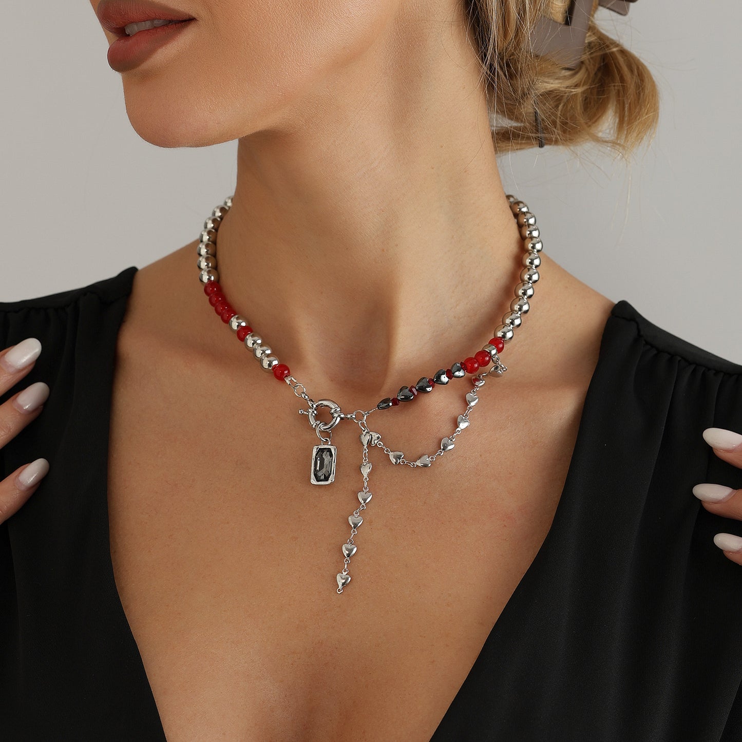 Sweet Streetwear Heart Geometric Resin Alloy Plated Necklace with Tassel Black Rhinestone