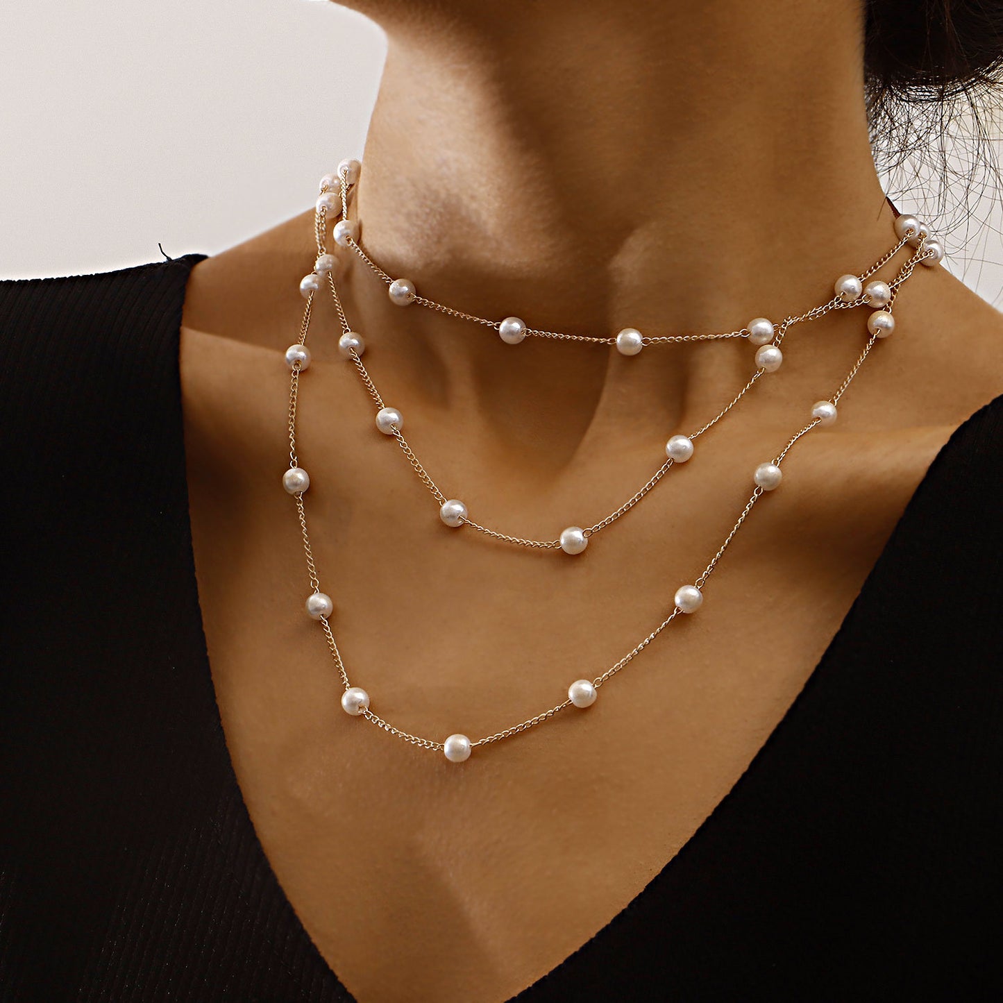 Minimalist Geometric Alloy Pendant Necklace for Women with Plated Finish and Multi-Layer Pearl Chain