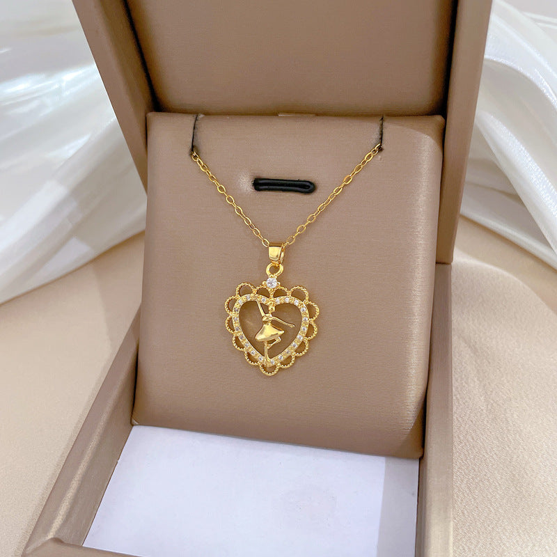 Collana girocollo di lusso unisex in acciaio al titanio con cuore geometrico e strass