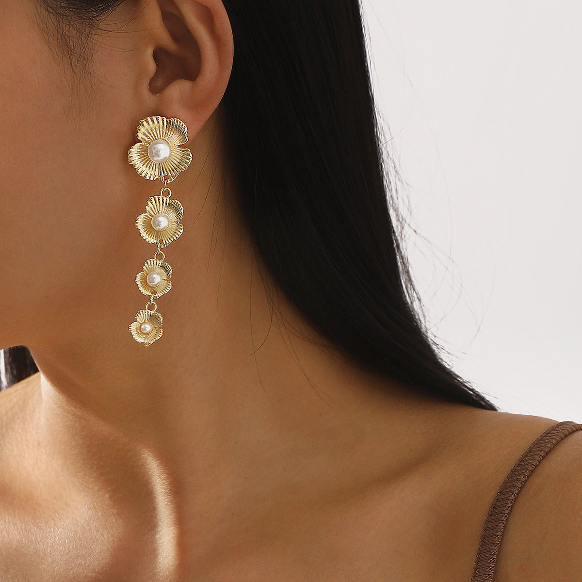 Elegant Floral Pearl Stud Earrings with Ruffled Edge in Plated Iron for Women