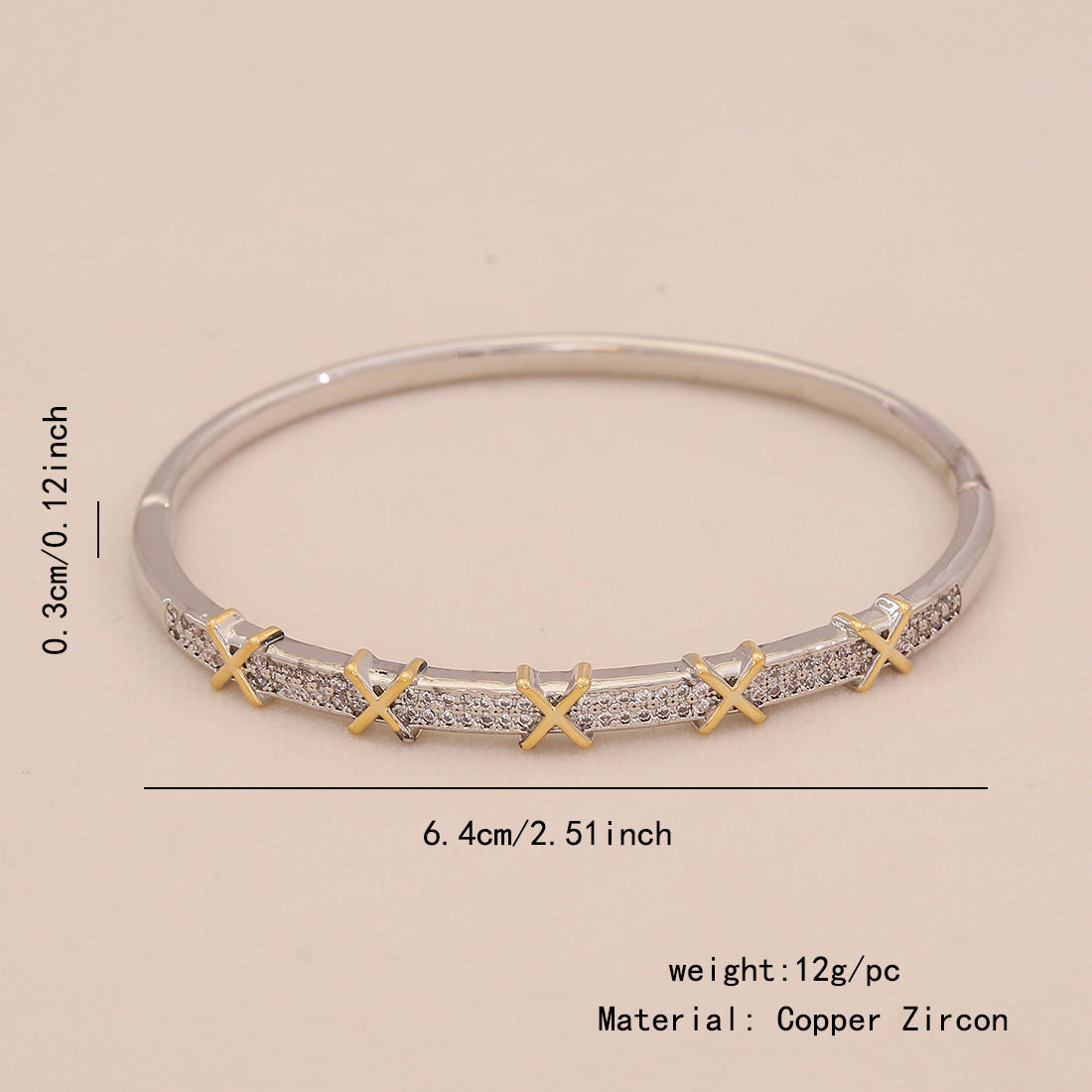 Bracciale personalizzato con catena a serpente in rame color oro con testa di leopardo e micro-intarsio a forma di cuore