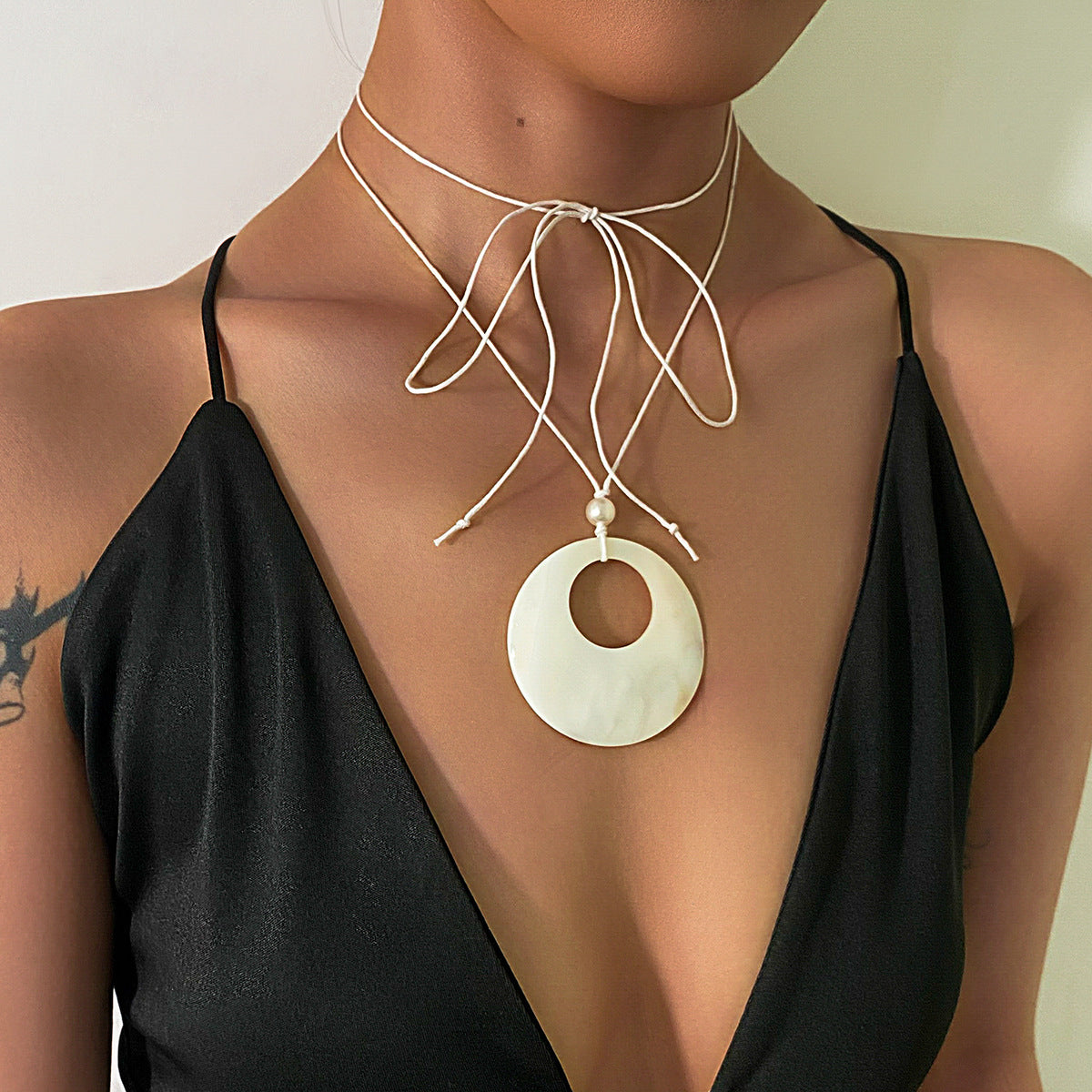 Bohemian Vintage Teardrop Shell Heart Pendant Choker Necklace for Women