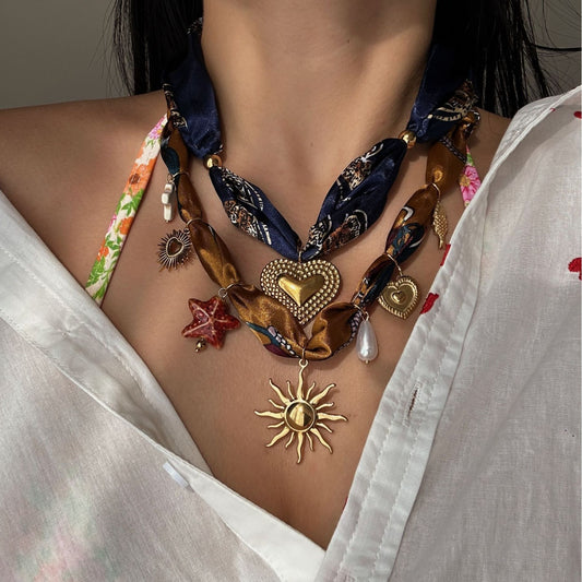 Collar con colgante de flor de cerámica de acero inoxidable casual, cadena multicapa chapada para mujer