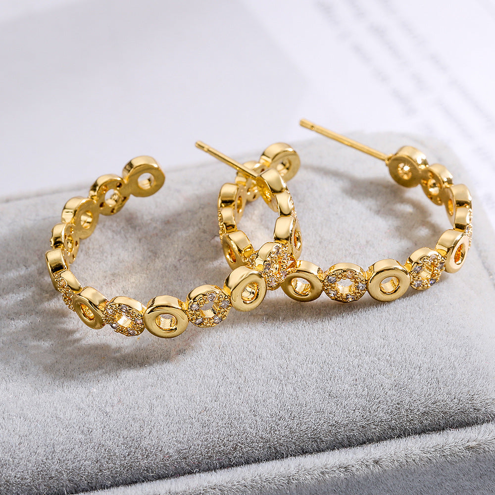 Orecchini da donna geometrici a forma di C con accenti di zirconi, gioielli per orecchie in rame minimalisti e alla moda