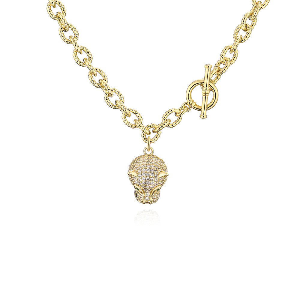 Fashionable Leopard Head Pendant Necklace for Women in Copper with Geometric Design and Animal Motif