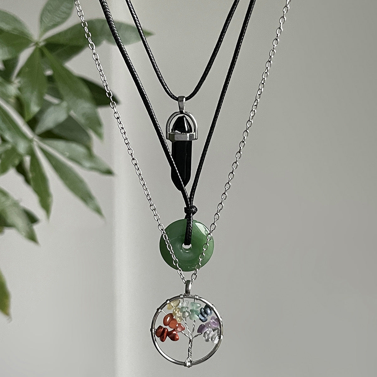 Collana con pendente in cristallo geometrico vintage a forma di albero con cordino in pelle cerata e catena a O in lega per donna