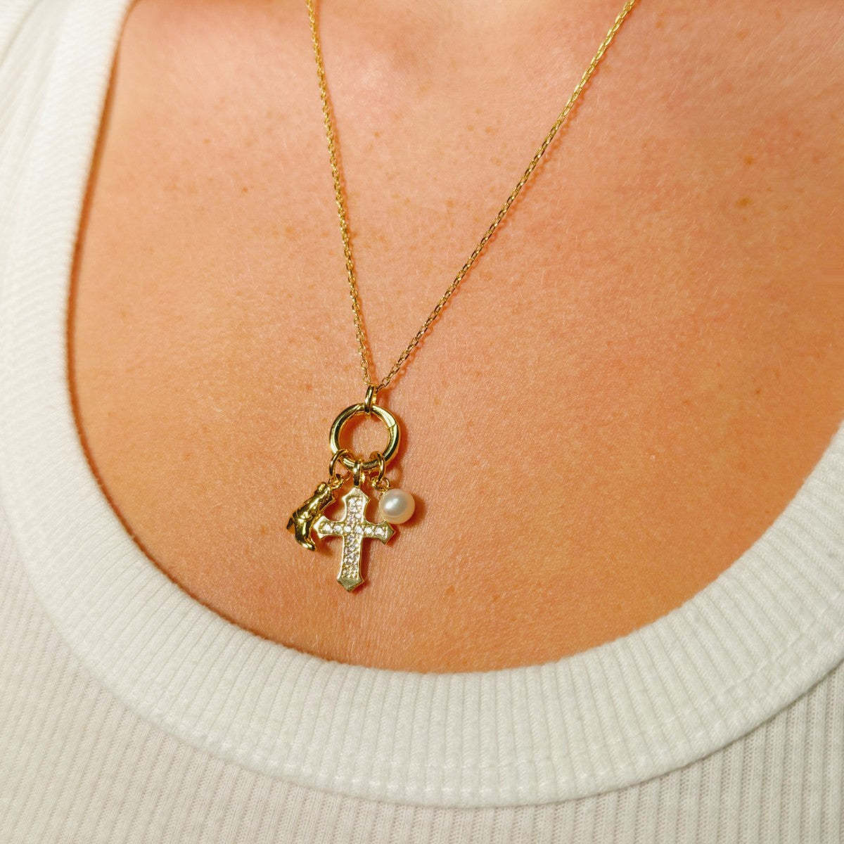 Minimalist 18K Gold Plated Stainless Steel Heart Cross Charm Bar PVD Cable Chain Necklace