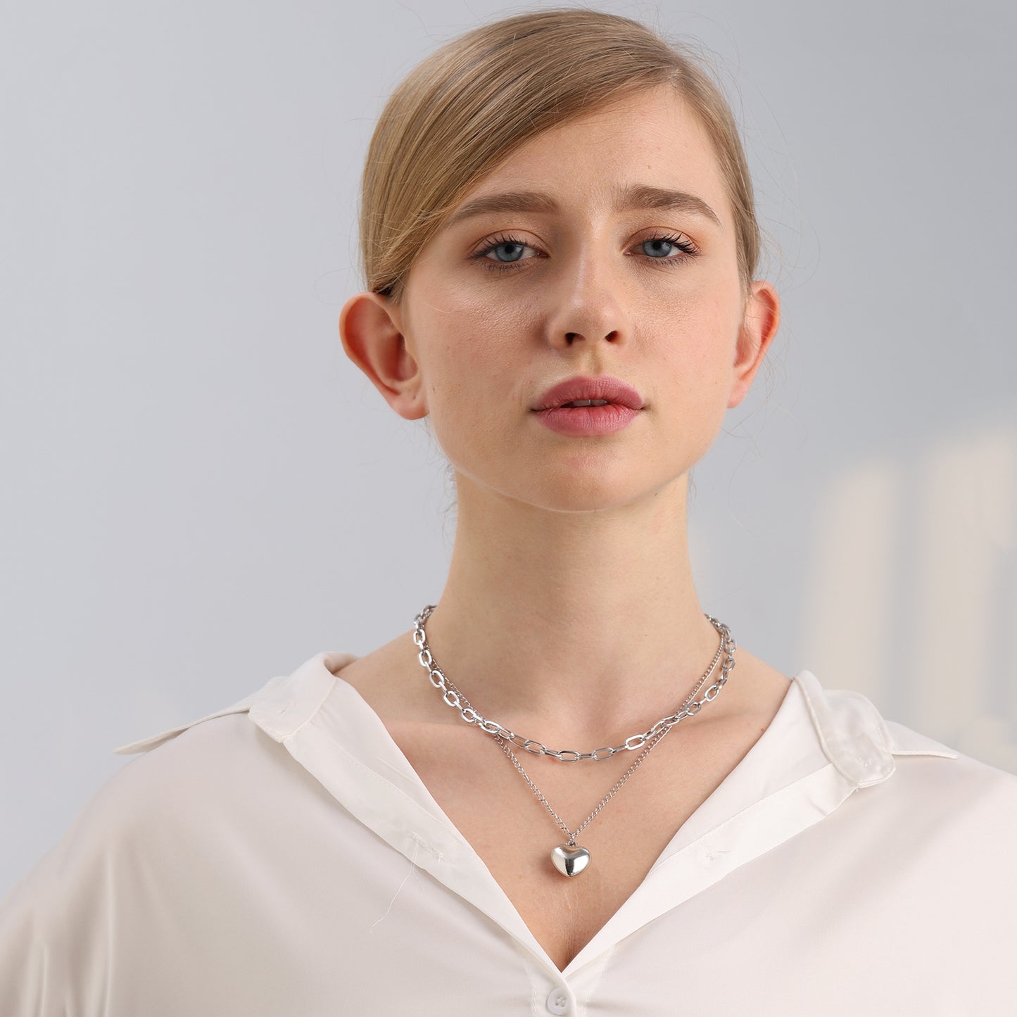 Minimalist Double-Layer Heart Pendant Necklace for Women with Geometric Shape Alloy Chain and Electroplated Finish