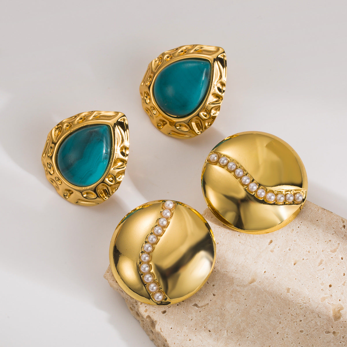 Pendientes de acero inoxidable vintage en forma de lágrima con incrustaciones de perlas simuladas para mujer