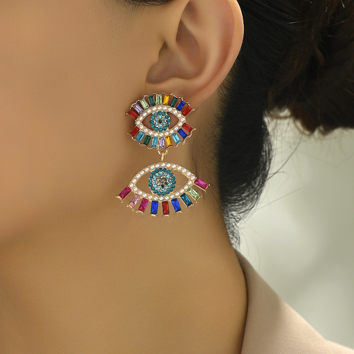Orecchini a perno geometrici retrò minimalisti con strass da donna con design a occhio d'angelo in lega
