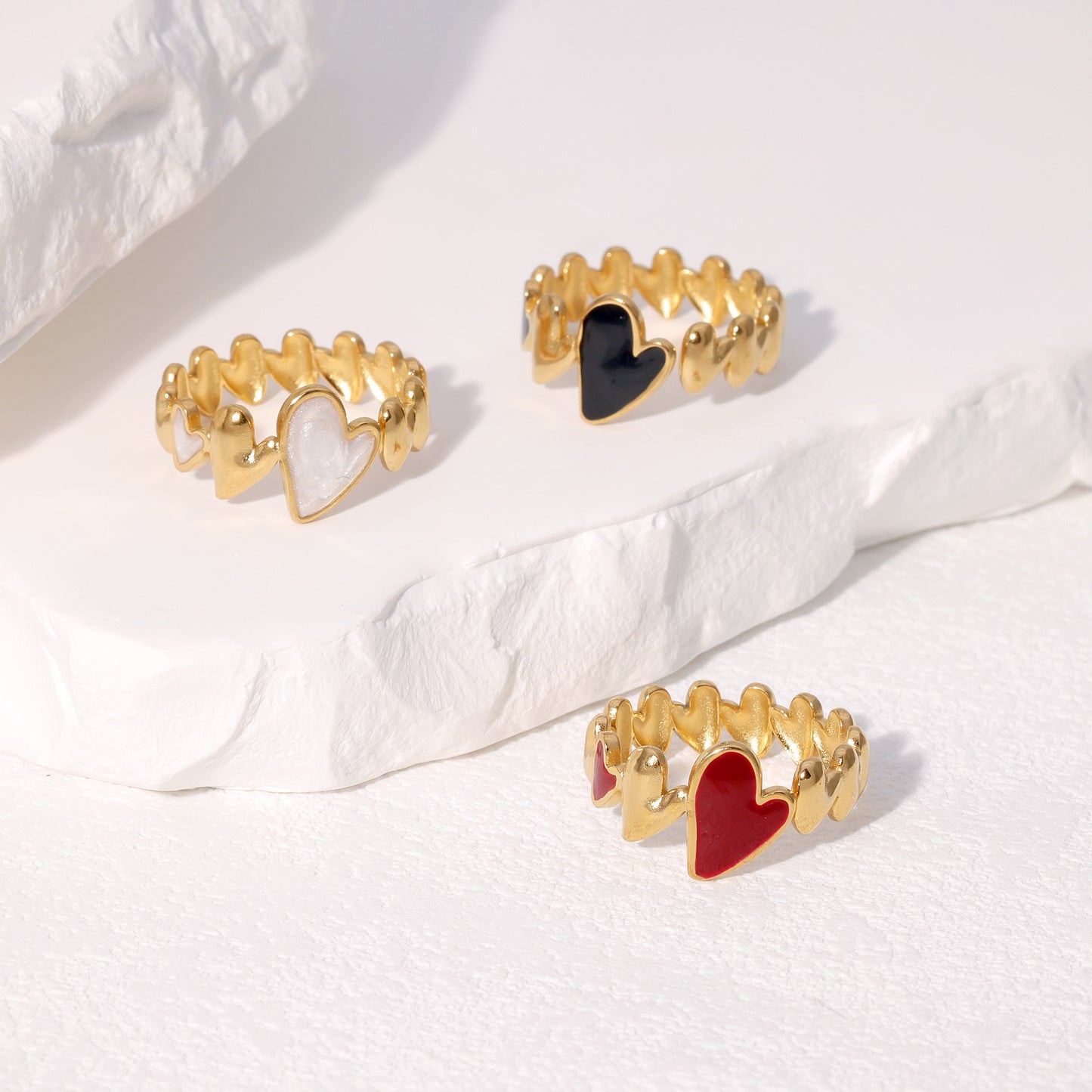 Anello a forma di cuore in acciaio inossidabile per donna, con finitura placcata, fascia aperta regolabile, gioiello minimalista e dolce
