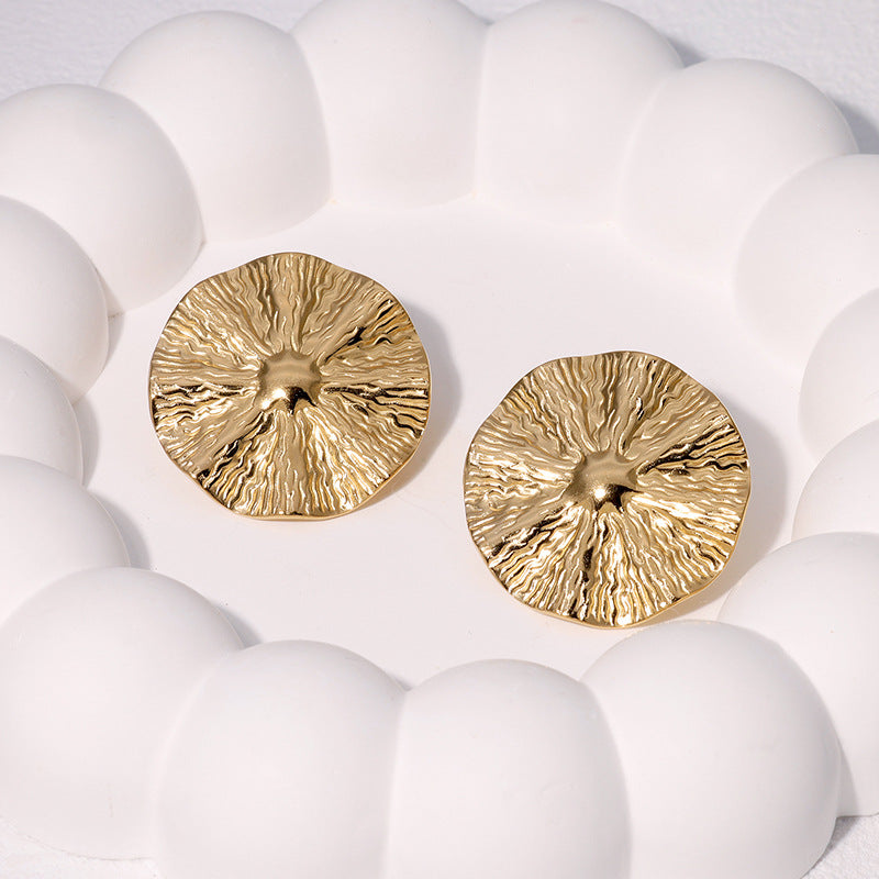Orecchini a perno da donna in acciaio inossidabile placcato oro 18K con motivo a foglia geometrico alla moda