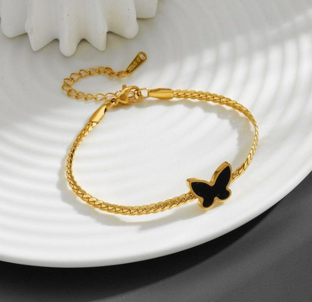 Minimalist Four-Leaf Clover Roman Style Titanium Steel Bracelet with Plated Finish, Floral Leaf Design, Unisex Fashion Accessory