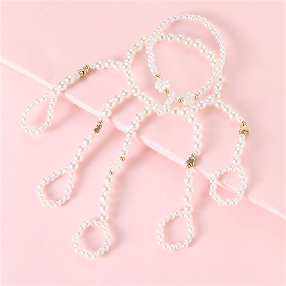 Pulsera Dulce Floral con Perlas para Niñas con Dijes de Flores de Resina y Delicados Acentos de Estrellas