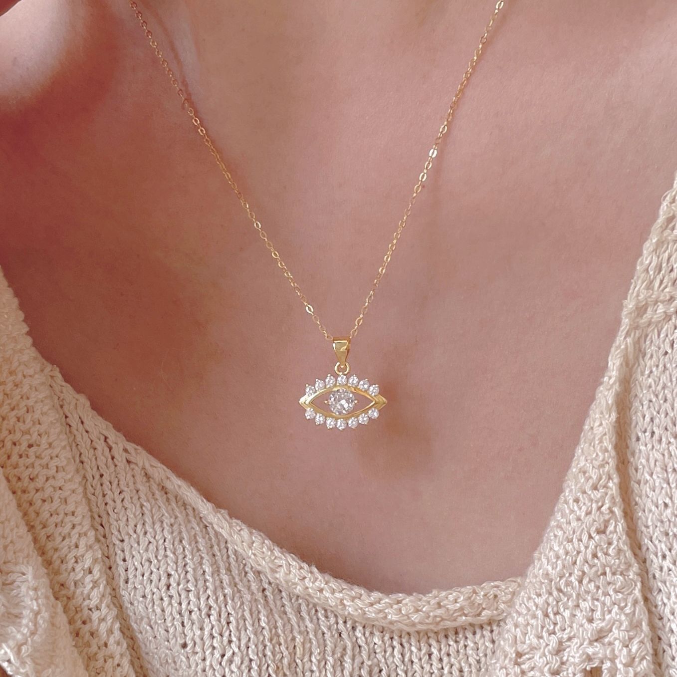 Minimalist Geometric Eye Pendant Necklace in 925 Sterling Silver with Gold Plating