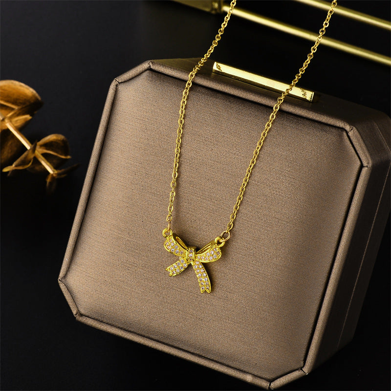 Elegante Collana Pendente con Fiocco da Donna in Acciaio al Titanio con Intarsio di Strass, Collana Minimalista a Catena Clavicola Stile O-Chain