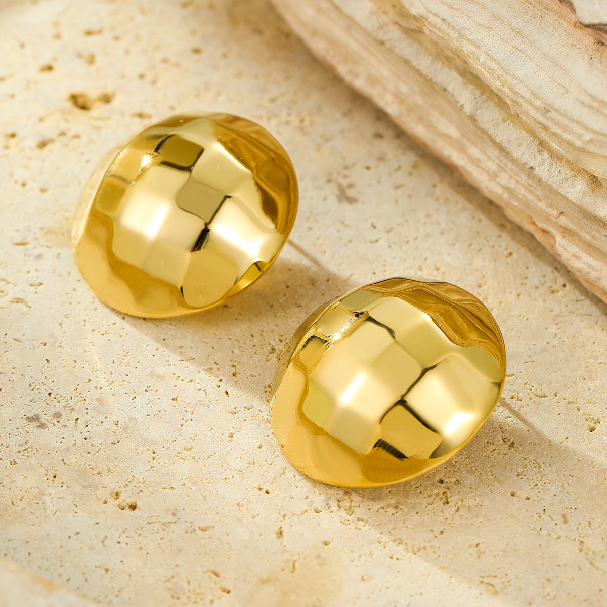 Pendientes de botón redondos geométricos pulidos de acero inoxidable minimalistas para mujer