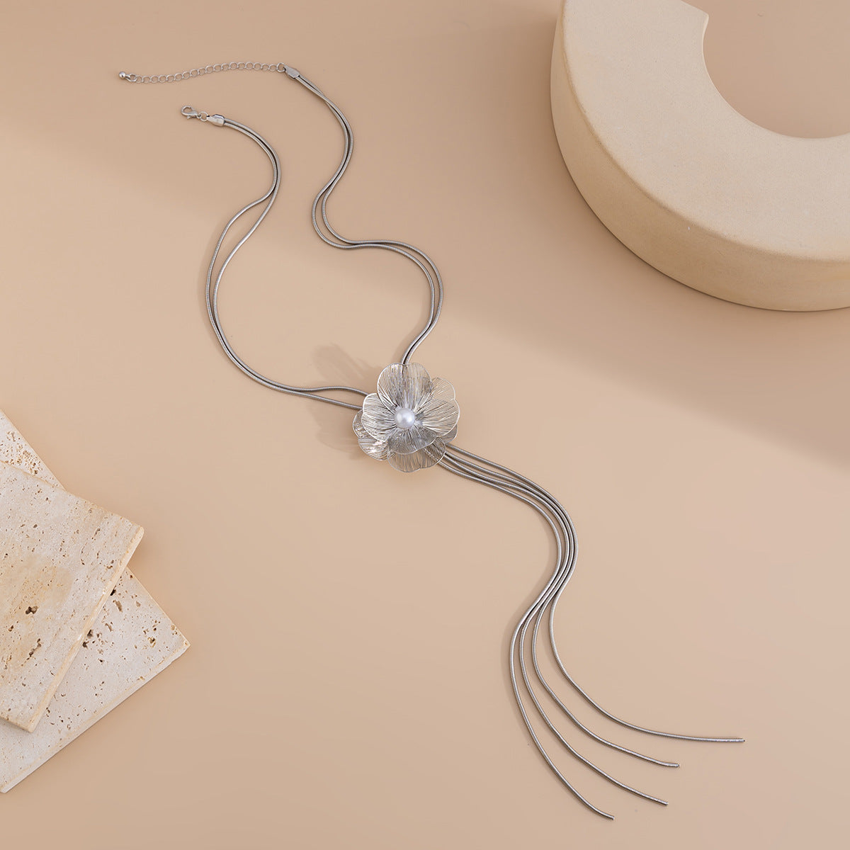 Minimalist Ginkgo Leaf Long Tassel Necklace with Hollow Floral Pendant, Electroplated Copper Chain and Simulated Pearl Accents for Women