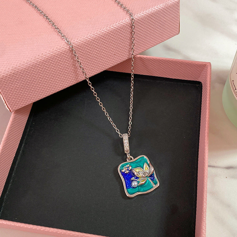 Minimalist Enamel Plated Floral Titanium Steel Necklace