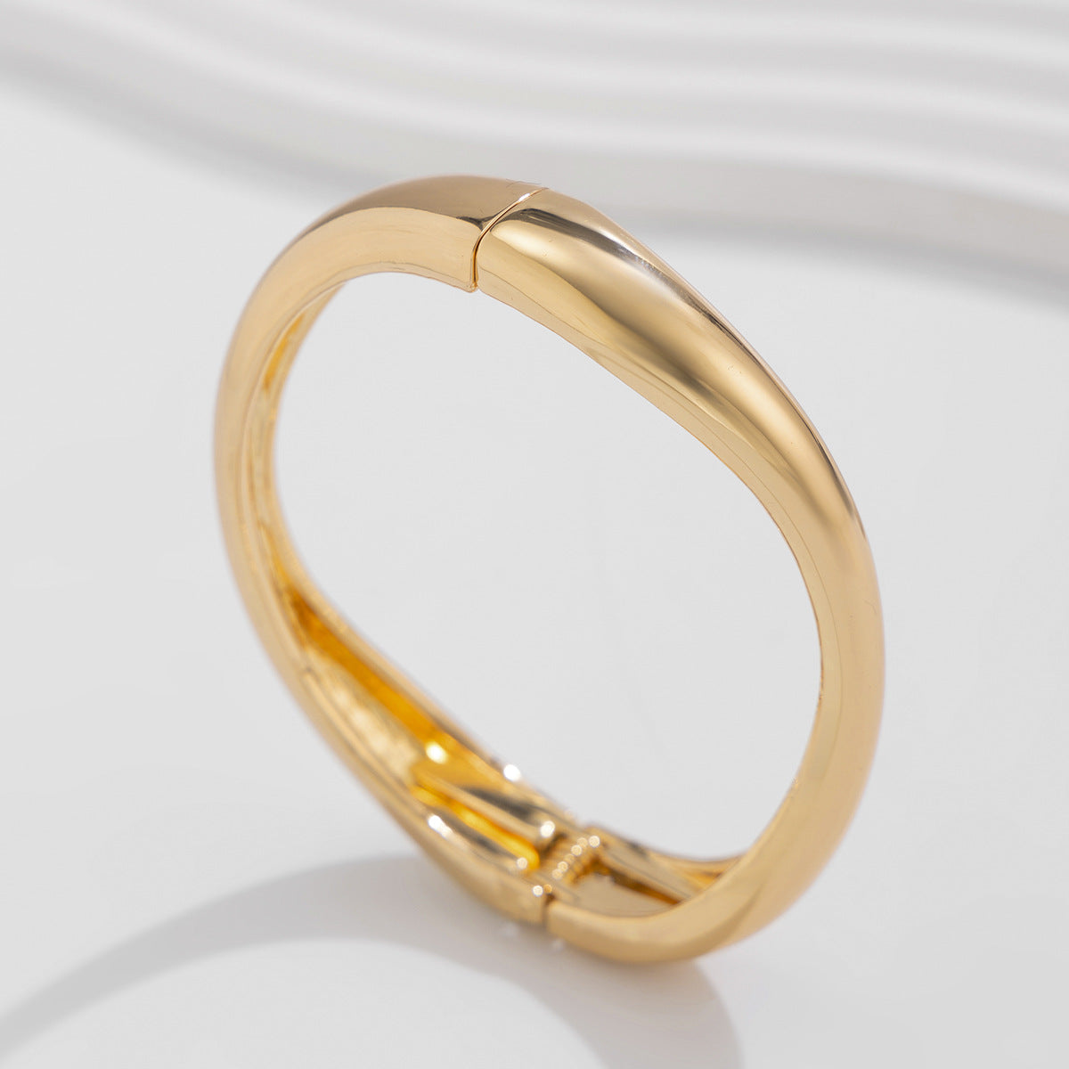 Sweet Punk Geometric Oval Plated Alloy Spring Cuff Bracelet