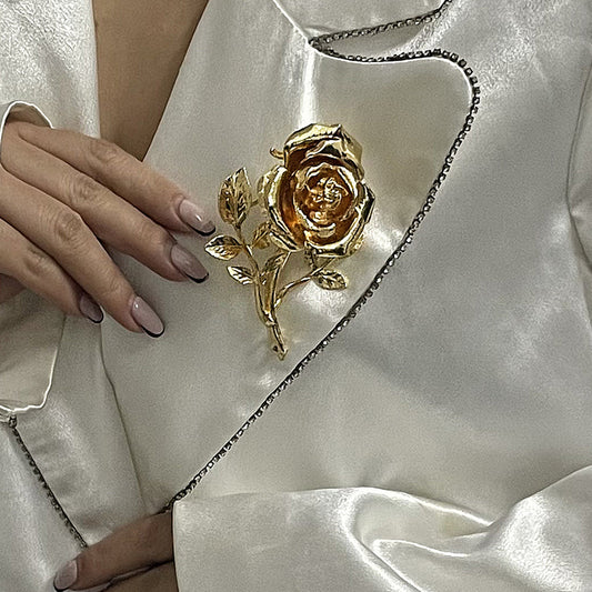 Vintage-Style 3D Rose Floral Brooch in Alloy with Electroplated Finish for Women