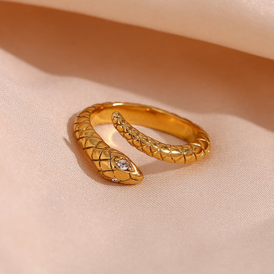 Anello da donna vintage a serpente in acciaio inossidabile placcato oro con strass bianchi