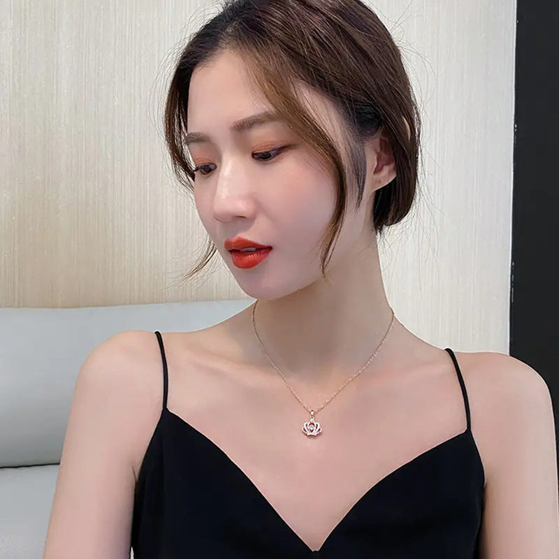 Minimalist Crown Pendant Necklace for Women in Titanium Steel with Gold Plating, Adjustable Clavicle Chain