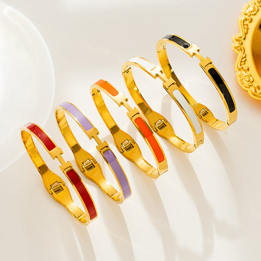 Bracciale da donna con lettera H minimalista in acciaio al titanio con finitura galvanizzata Ipoallergenico e resistente all'ossidazione