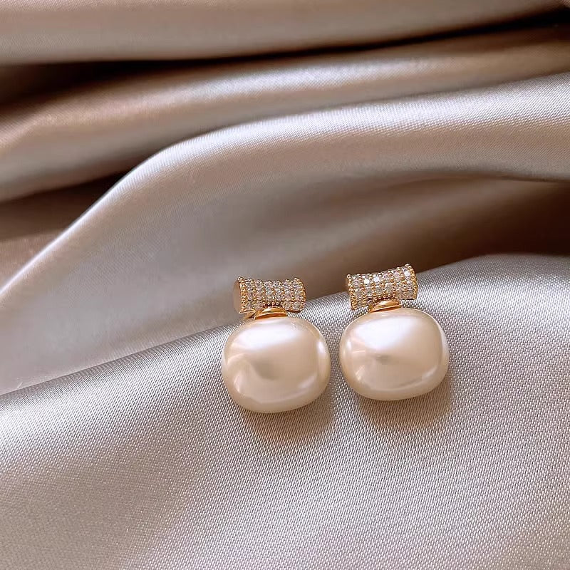 Orecchini a perno con perle stile vintage francese elegante con perni in acciaio placcato per donna, uso quotidiano, design rotondo geometrico minimalista, look di lusso