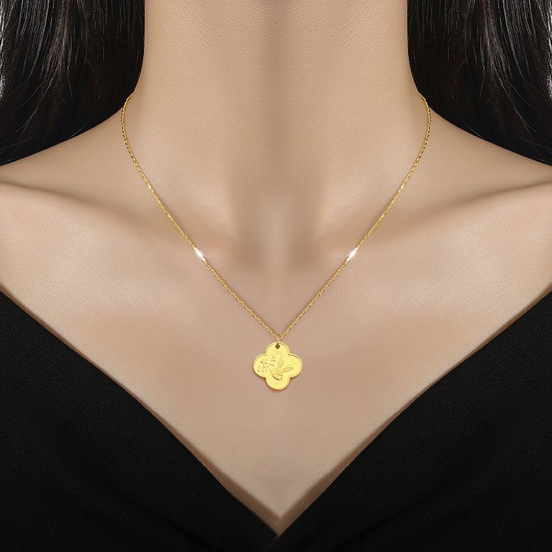Collar con Colgante de Conejo Minimalista en Acero de Titanio con Chapado en Oro para Mujeres y Hombres, Joyería con Cadena de Medallón de Diseño Geométrico
