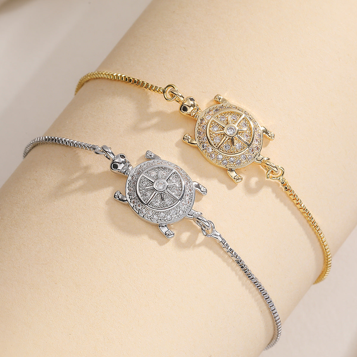 Minimalist Luxury Geometric 18K Gold Plated Brass Cubic Zirconia Turtle Bracelet for Women