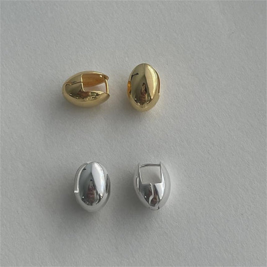 Minimalist Oval-Shaped 925 Sterling Silver Ear Clips with Plated Finish for Women