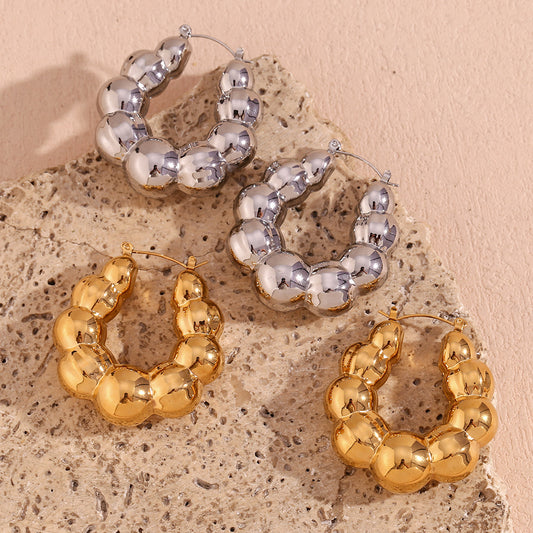 Aretes Minimalistas de Acero Inoxidable en Forma de Nube con Baño de Oro de 18K para Mujer