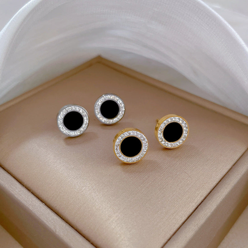 Pendientes de botón minimalistas de acero de titanio con diseño de concha de circonita para mujer, acabado galvanizado