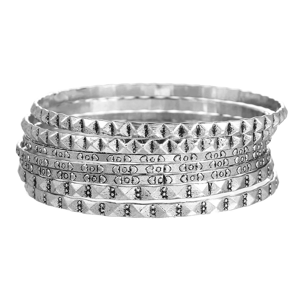 Minimalist Bohemian Multi-Layer Blade Link Bracelet in Alloy with Plated Finish for Women