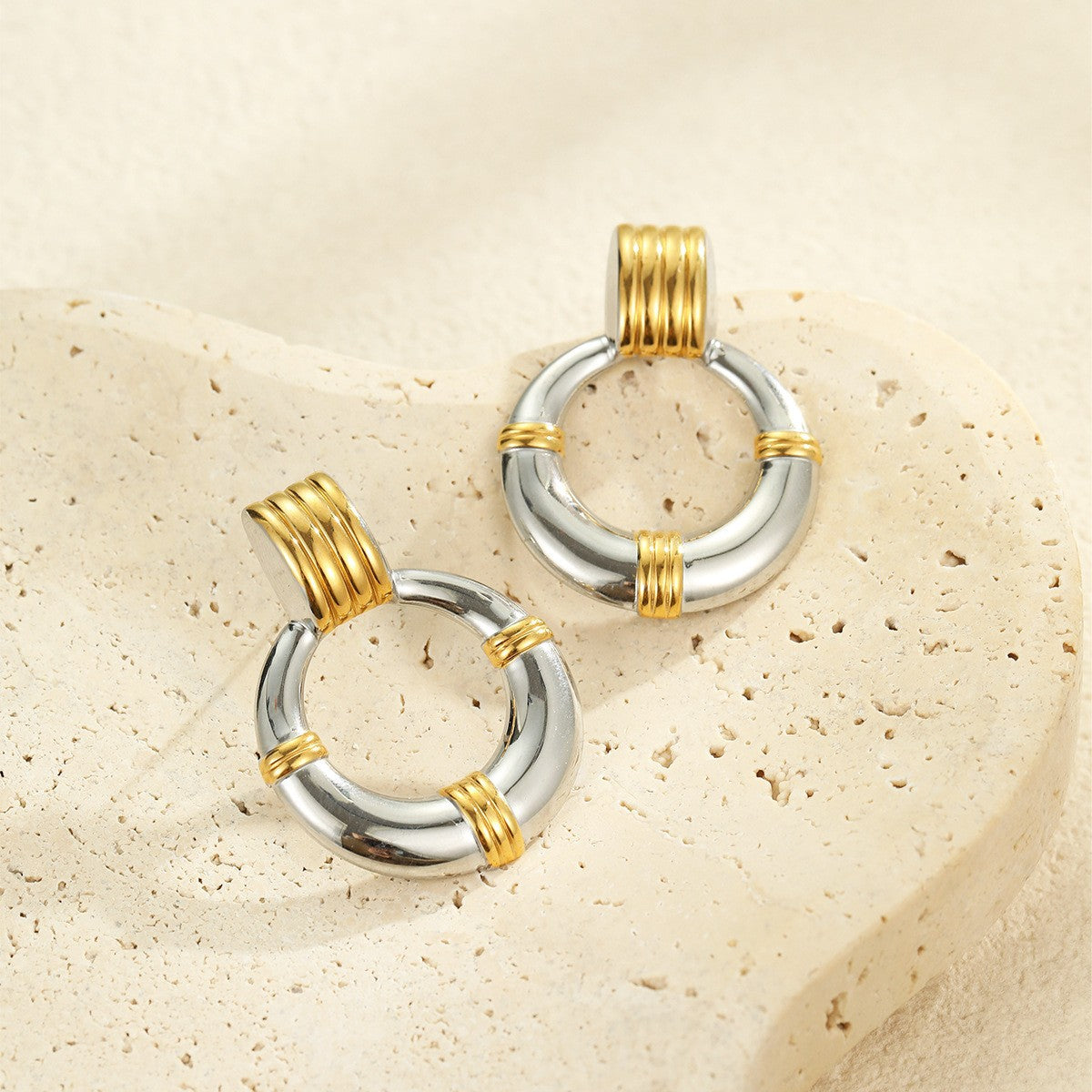 Pendientes de aro minimalistas geométricos de acero inoxidable con chapado en oro y plata para mujer
