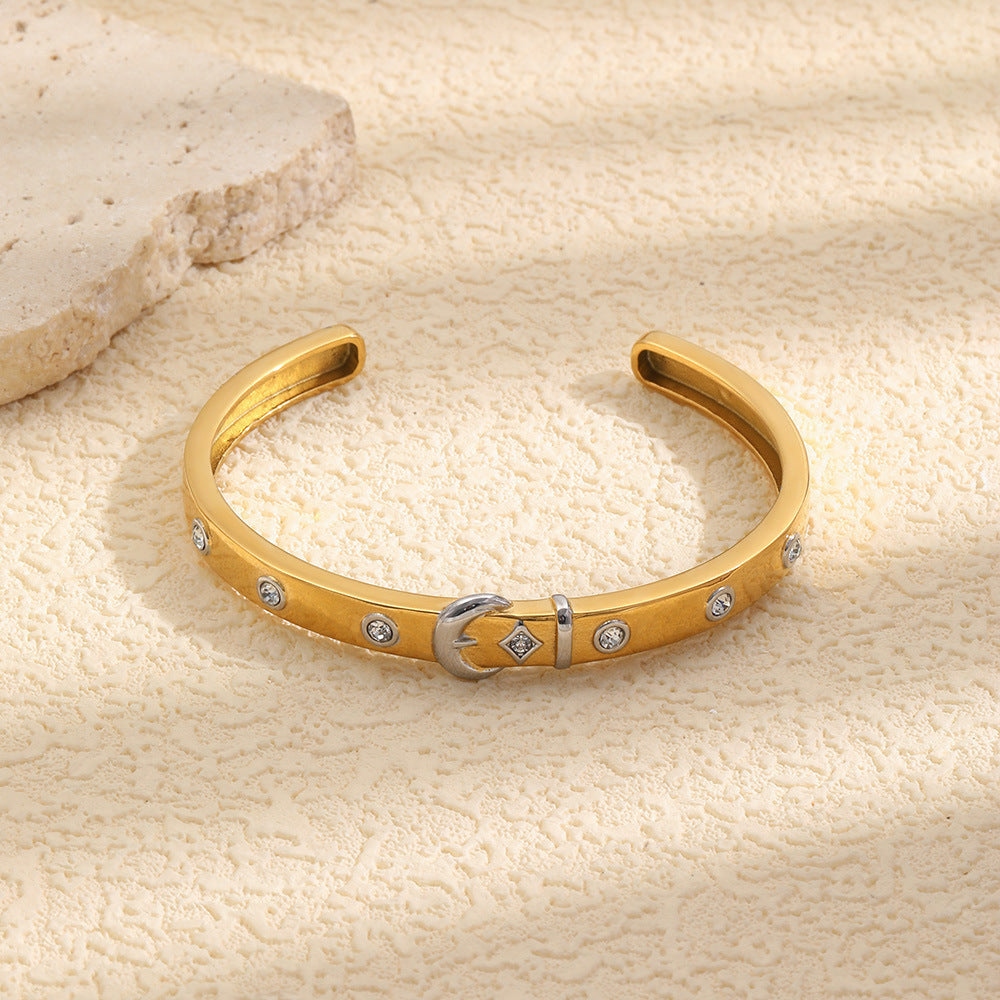 Minimalist Luxury 18K Gold Plated Stainless Steel Star Moon Rhinestone Bracelet for Women