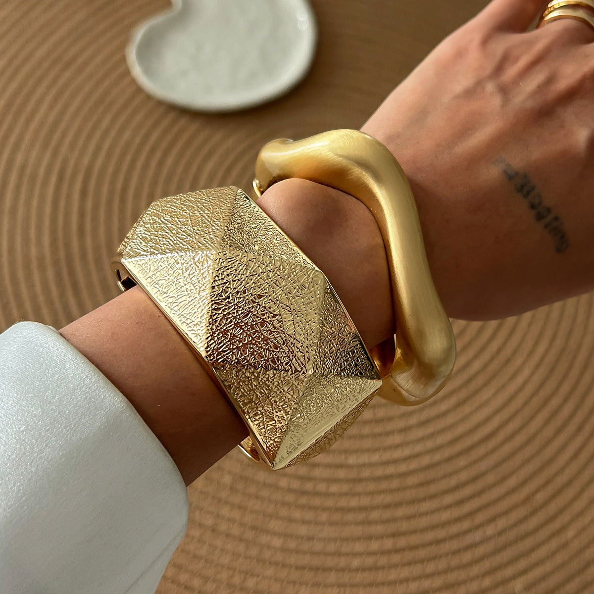 Vintage Geometric Zinc Alloy Plated Bracelet Set