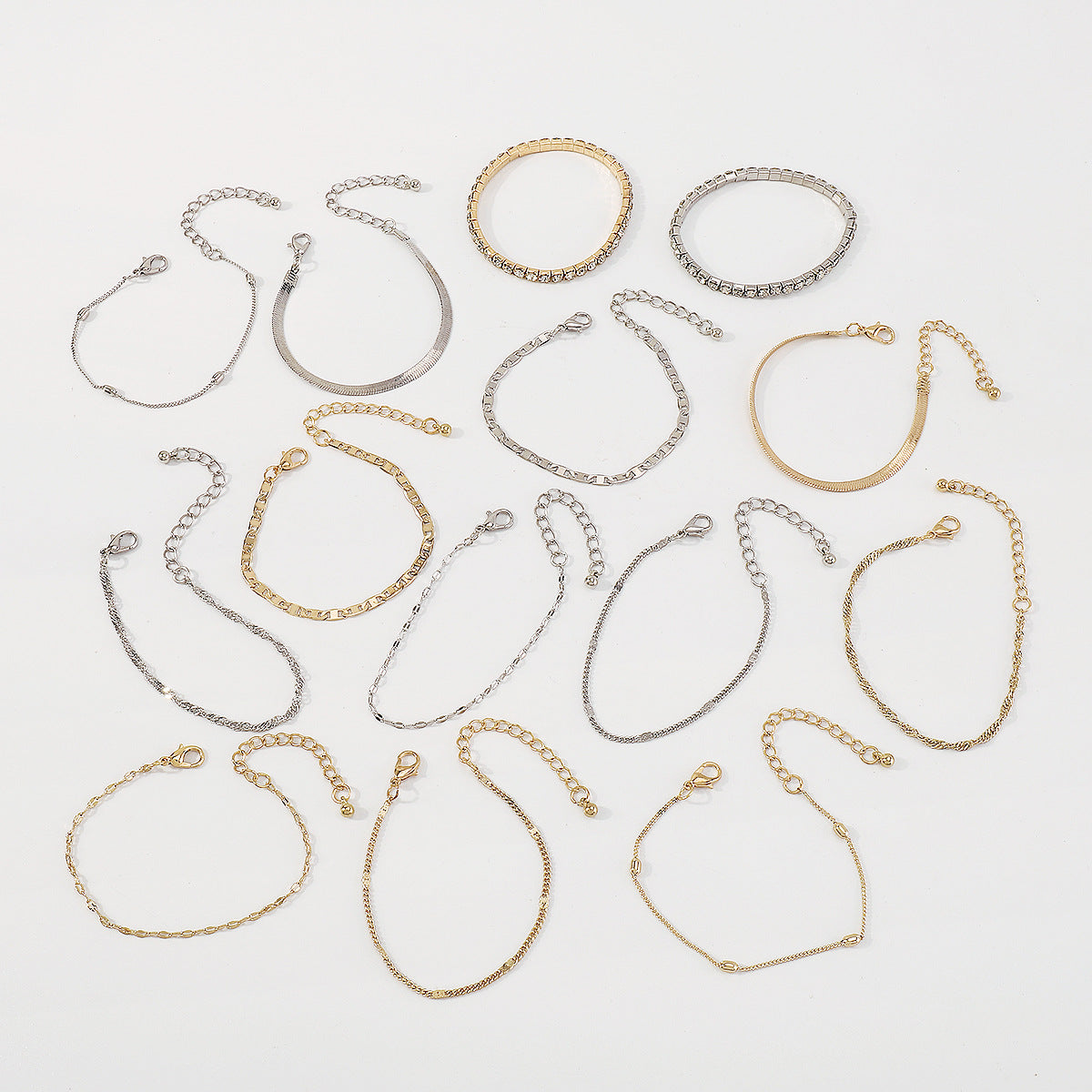 Bracciale da donna a serpente minimalista geometrico in metallo con strass