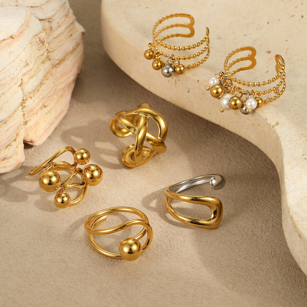 Anello Minimalista Geometrico in Acciaio Inossidabile da Donna con Design a Sfere Intrecciate, Anello alla Moda Elettroplaccato per Ufficio e Uso Quotidiano