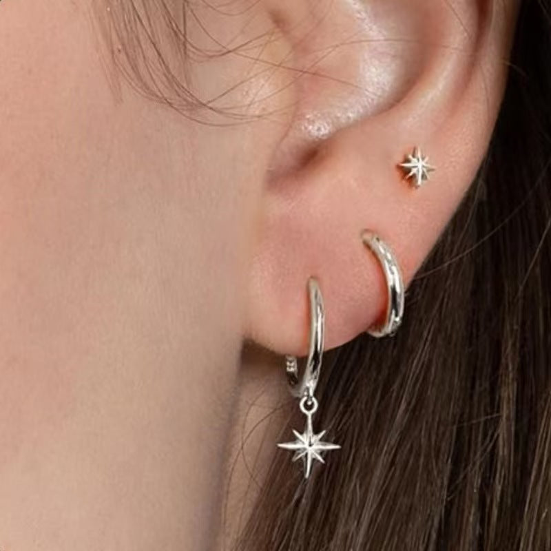Orecchini Asimmetrici a Stella e Forma Geometrica con Zirconi, Base in Rame Galvanizzato, Perni in Oro 14K, Accessorio Moda Unisex