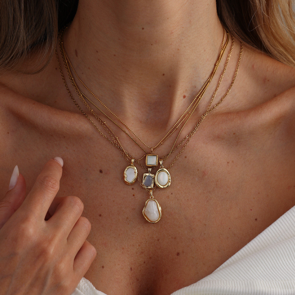 Minimalist Geometric Stainless Steel Plated Pendant Necklace Fine Chain Layered Clavicle Chain for Women