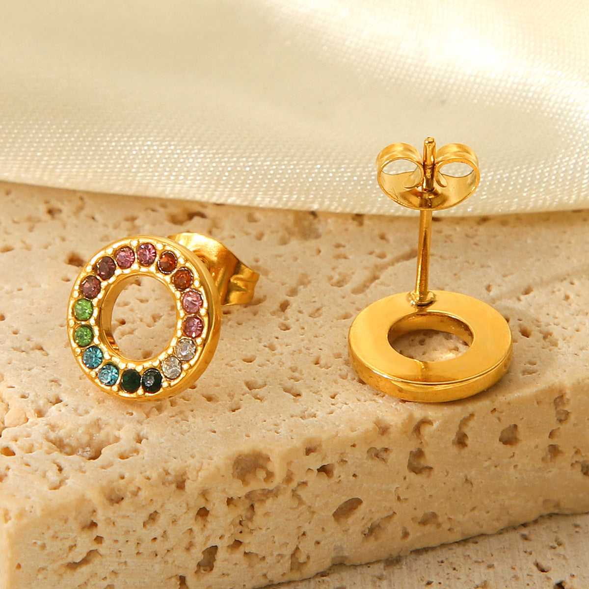 Luxury 18K Gold Plated Geometric Round Stainless Steel Stud Earrings for Women